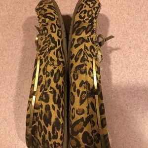 makalu mock out moccasins